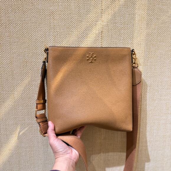Tory Burch 150630 Thea Swingpack Leather Crossbody $450 - Picture 1 of 16